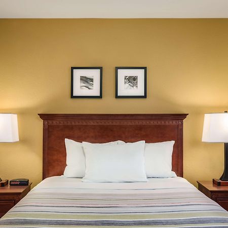 Country Inn & Suites By Radisson, Dakota Dunes, Sd מראה חיצוני תמונה