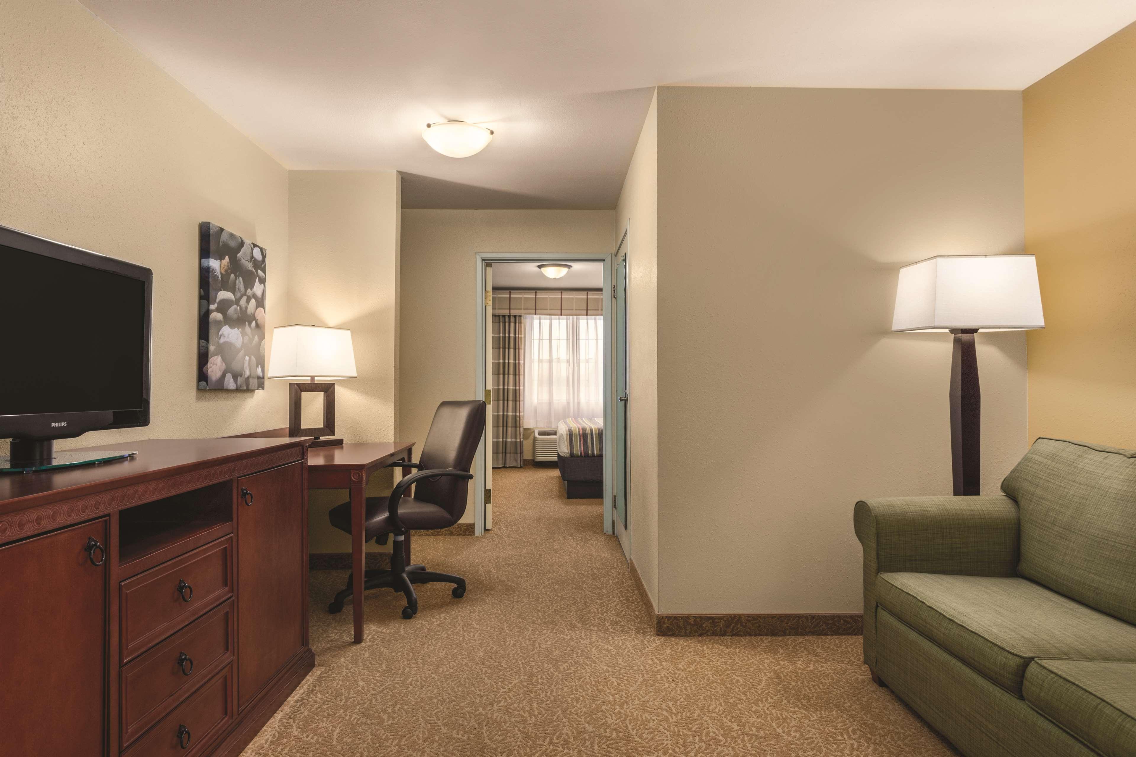Country Inn & Suites By Radisson, Dakota Dunes, Sd מראה חיצוני תמונה