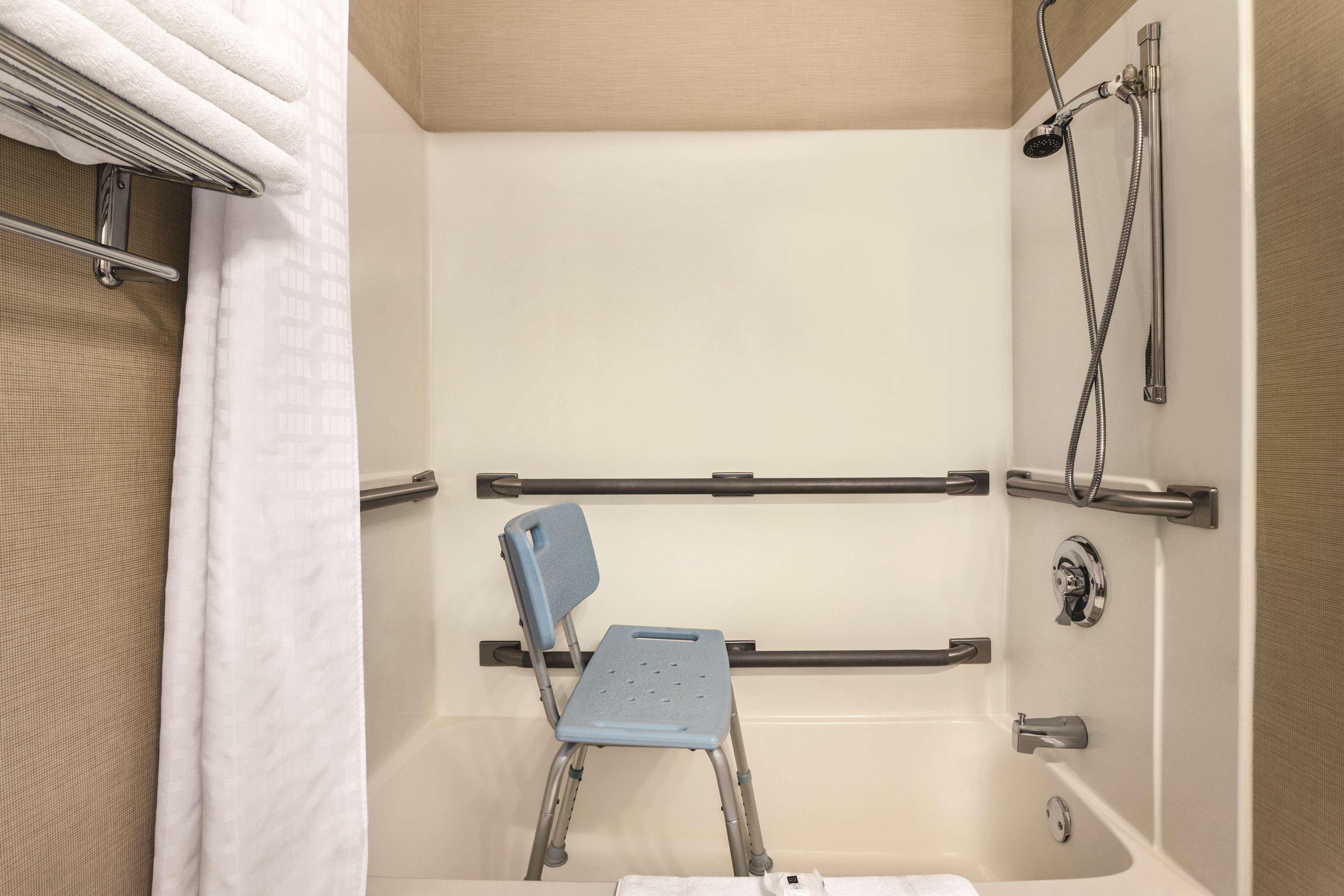 Country Inn & Suites By Radisson, Dakota Dunes, Sd מראה חיצוני תמונה